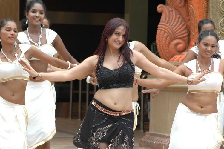 Sonia Agarwal Hot Sexy Photos