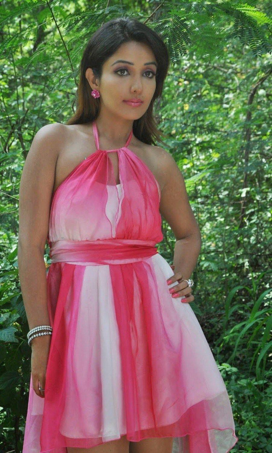 Sonia Mann Hot Stills