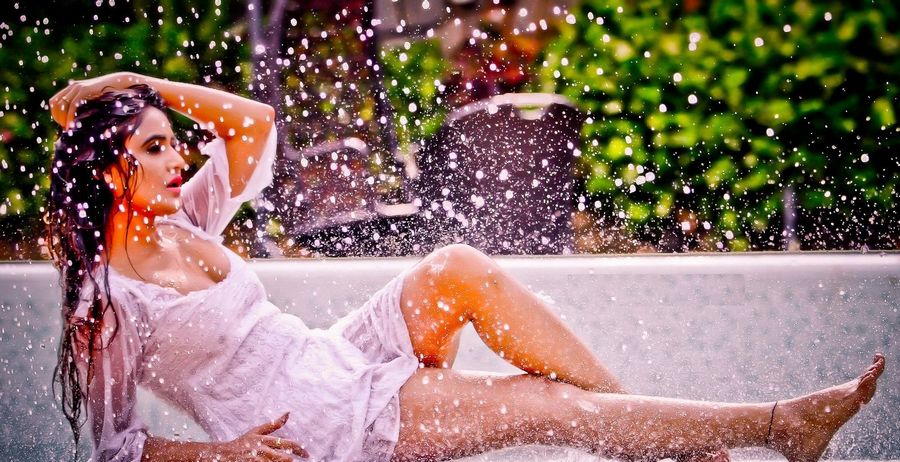 Sony Charishta Latest Hot Navel Photos