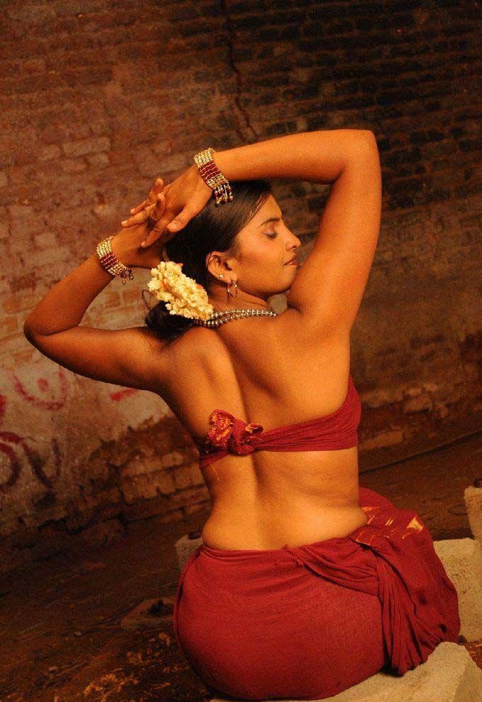 South Actress Hot Navel Pictures