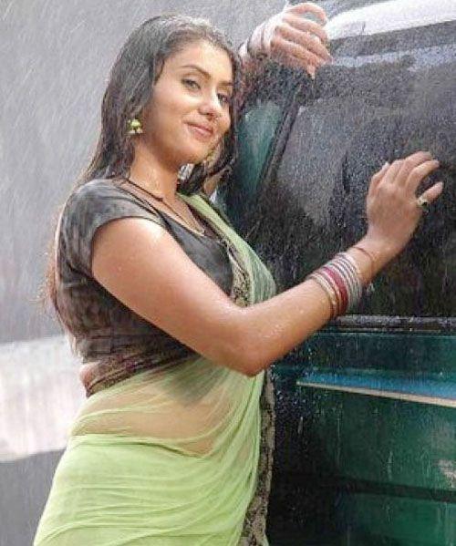 South Indian Actress Wet Hot Photos