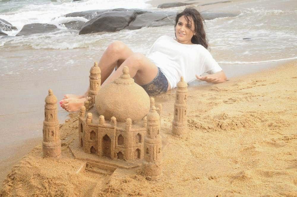 Subhasree Ganguly Hot Pics
