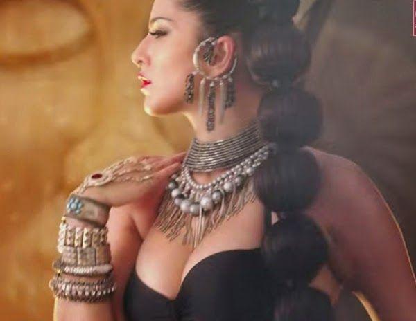 Sunny Leone Bold and Sexiest Pics