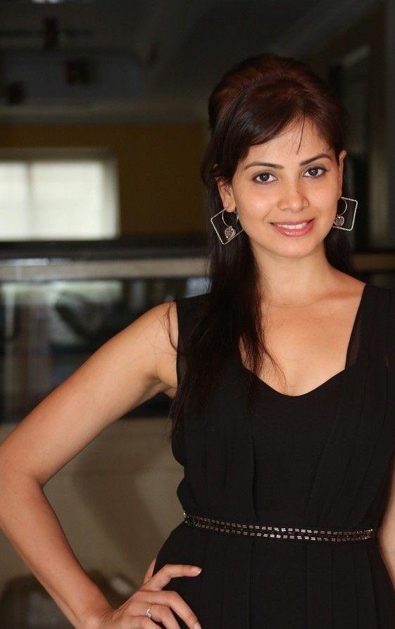 Supriya Sailaja Hot Pics