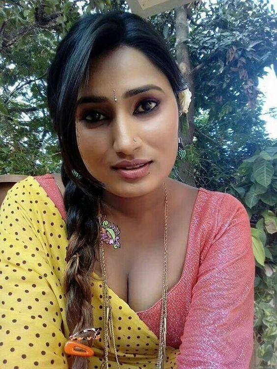 Swathi Naidu Sexy Photo Pics