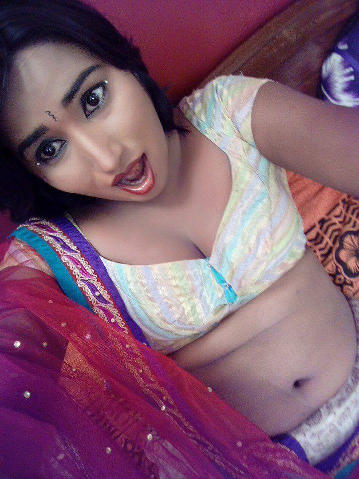 Swathi Naidu Sexy Photo Pics