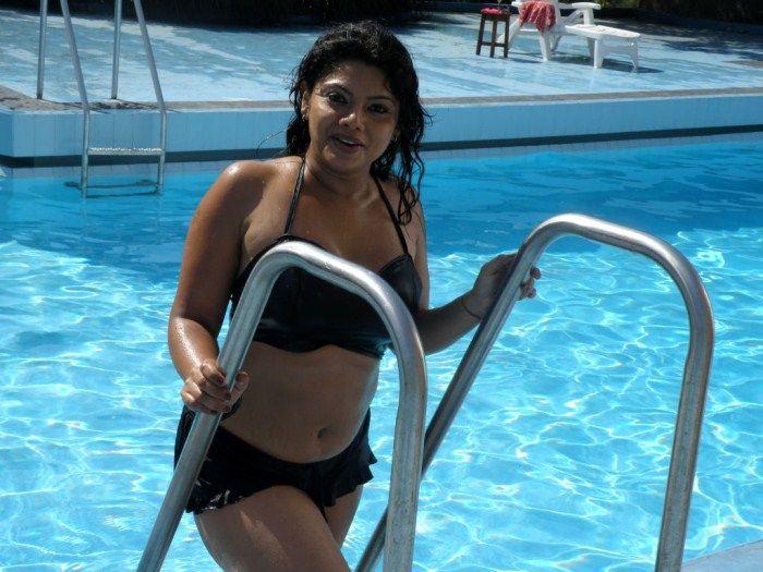 Swathi Varma Hot Navel Pics