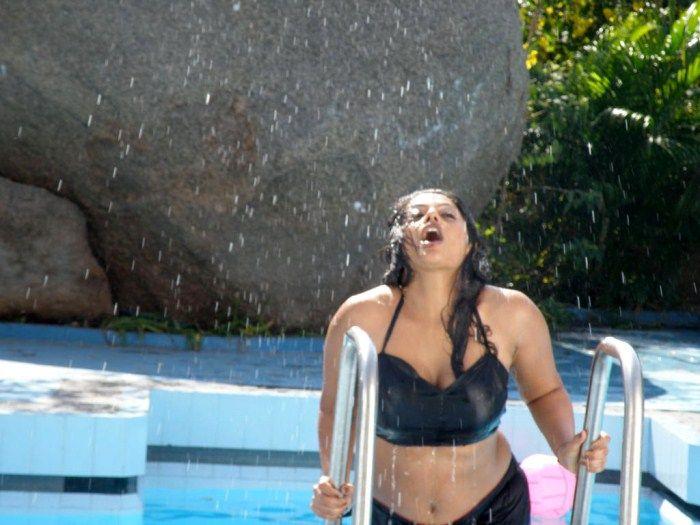 Swathi Varma Hot Navel Pics