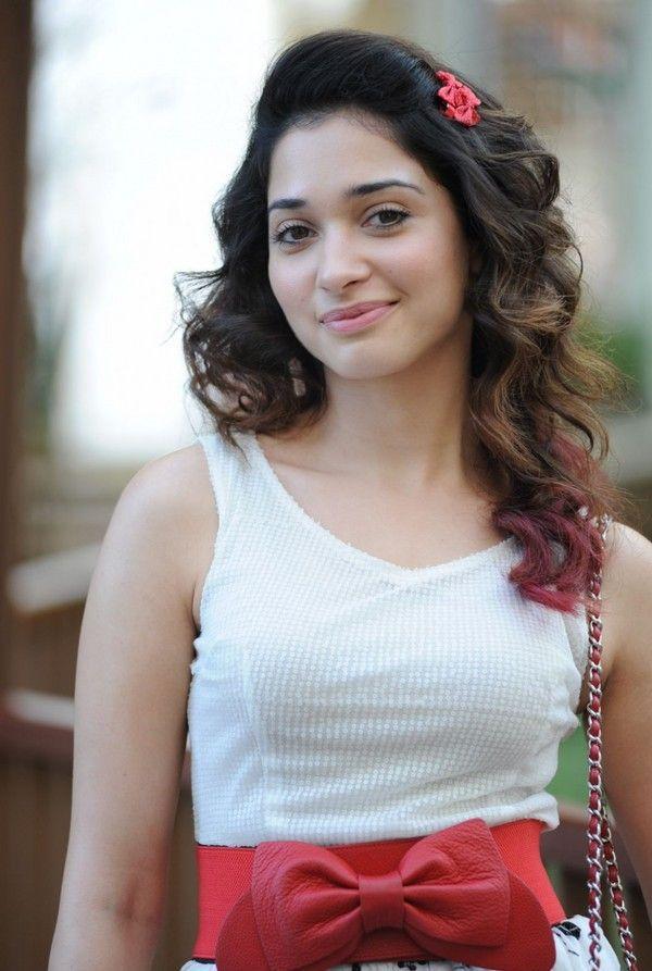 Tamanna Navel Pics