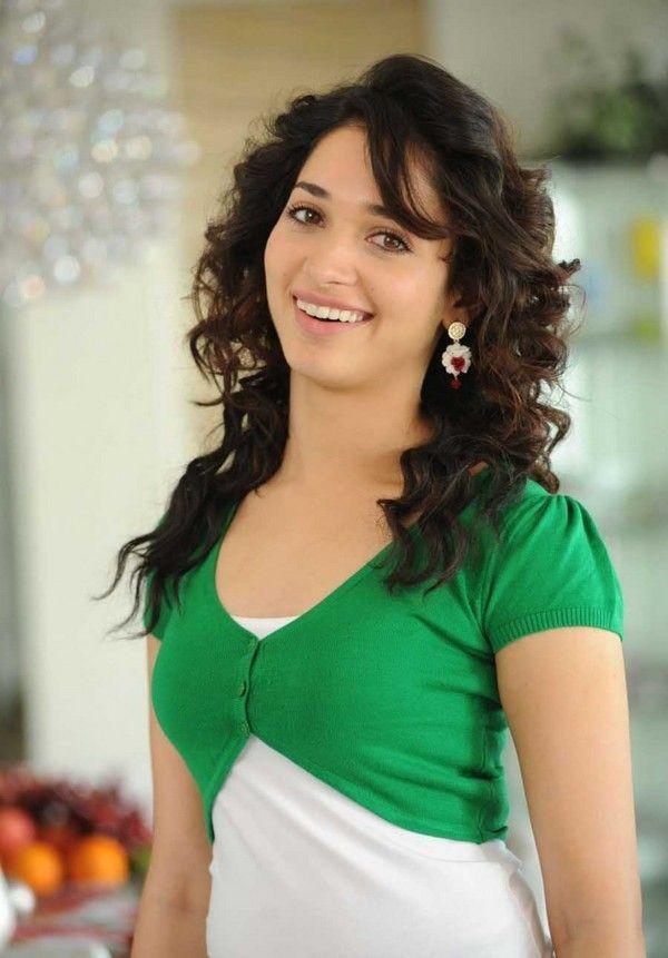 Tamanna Navel Pics