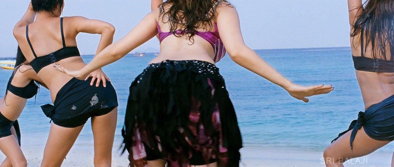 Tamanna Sexiest Navel Show