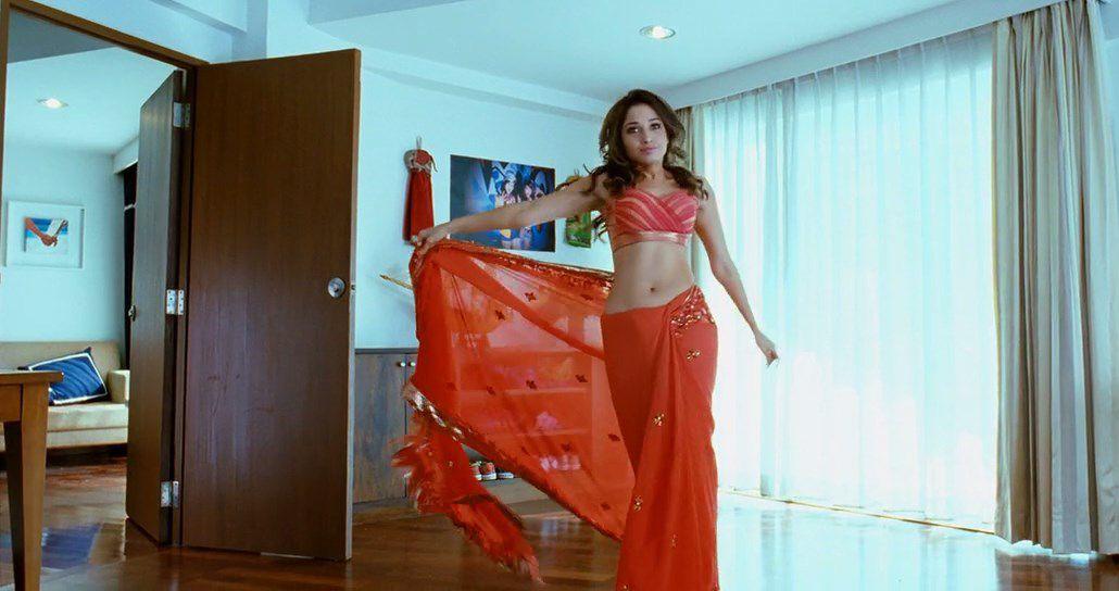 Tamanna Sexiest Navel Show