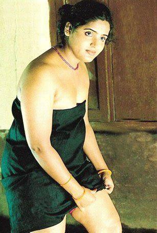 Tamil Actress Hot Navel Stills
