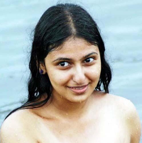 Tamil Actress Monica Sexy Pics