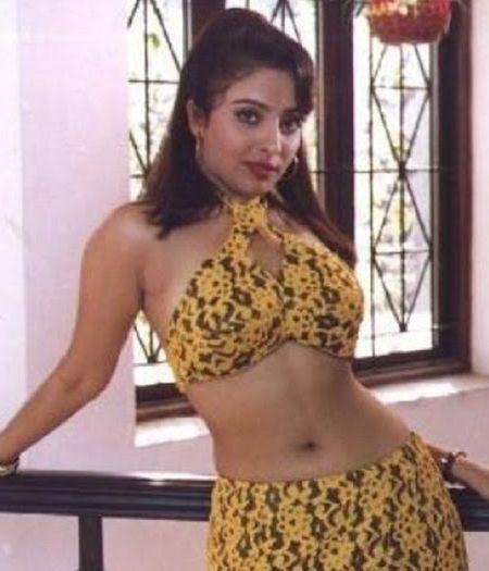 Tamil Actress Mumthaj Hot Photos