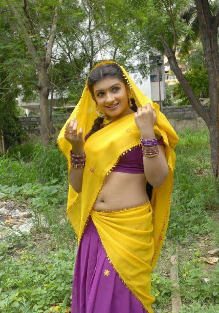 Tamil Actress Rupasri Half Saree Hot Pics