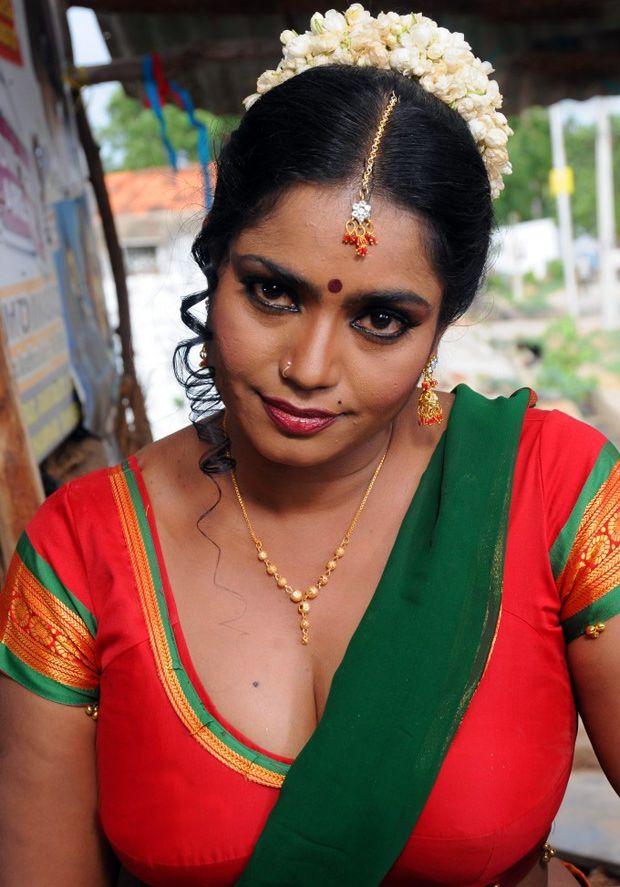 Tamil Hot Actress Photo Stills
