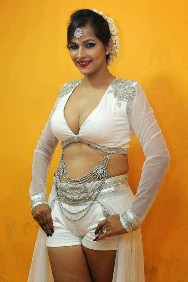Tanisha Singh Hot Navel Gallery