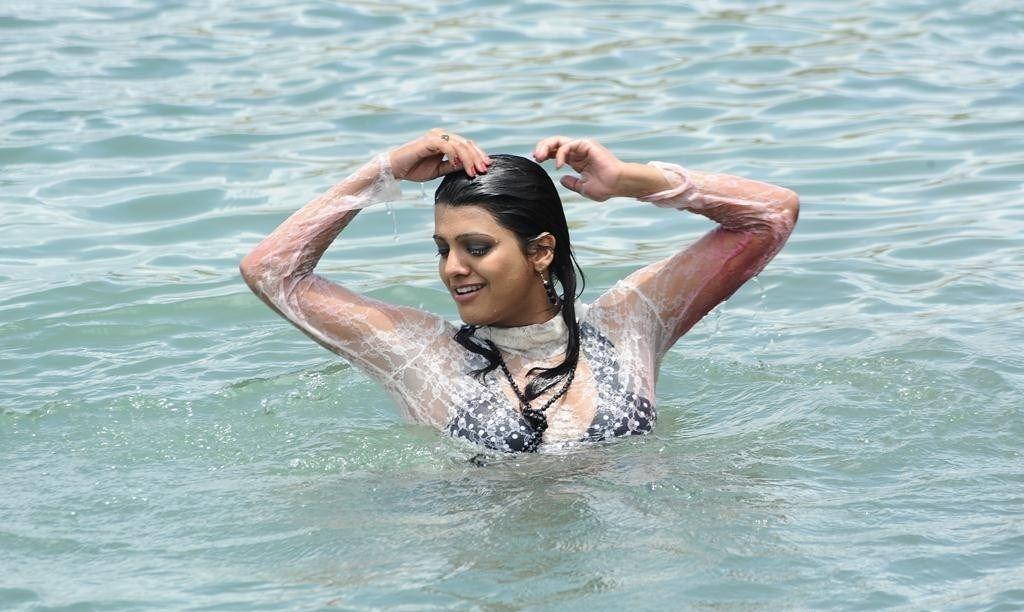 Tashu Kaushik Spicy New Pics