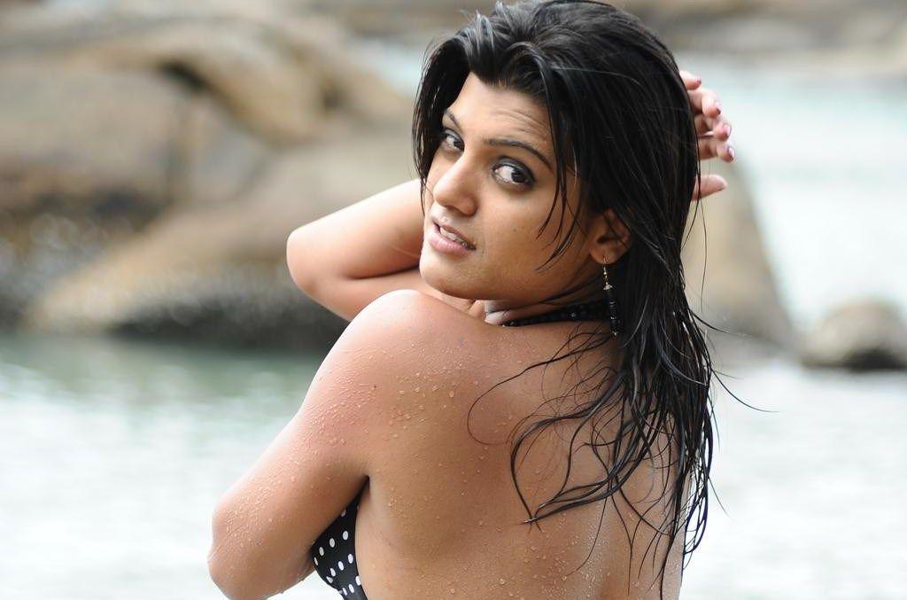 Tashu Kaushik Spicy New Pics