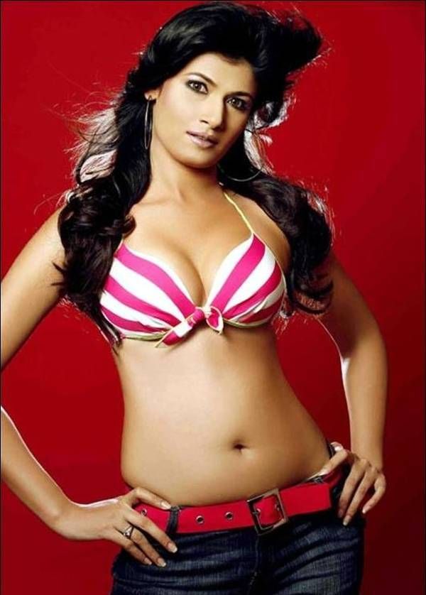 Telugu Actress Hot Navel Show Pics