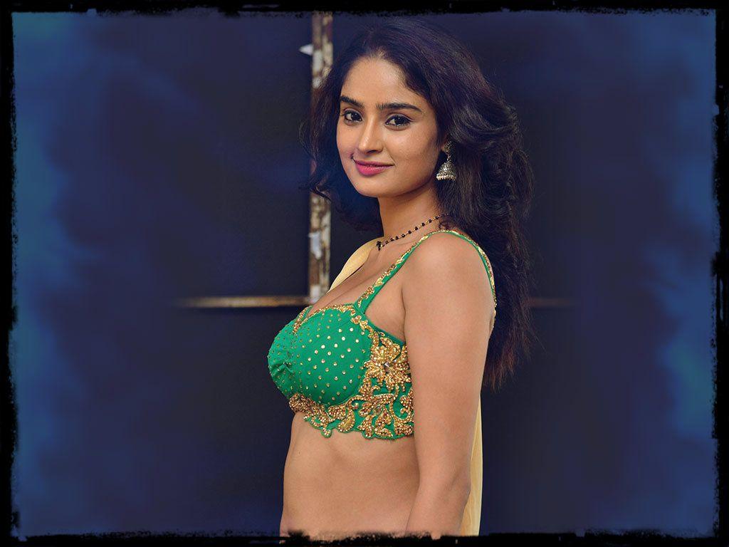 Telugu Actress Nikitha Pawer Hot Navel & Spicy Photo Stills