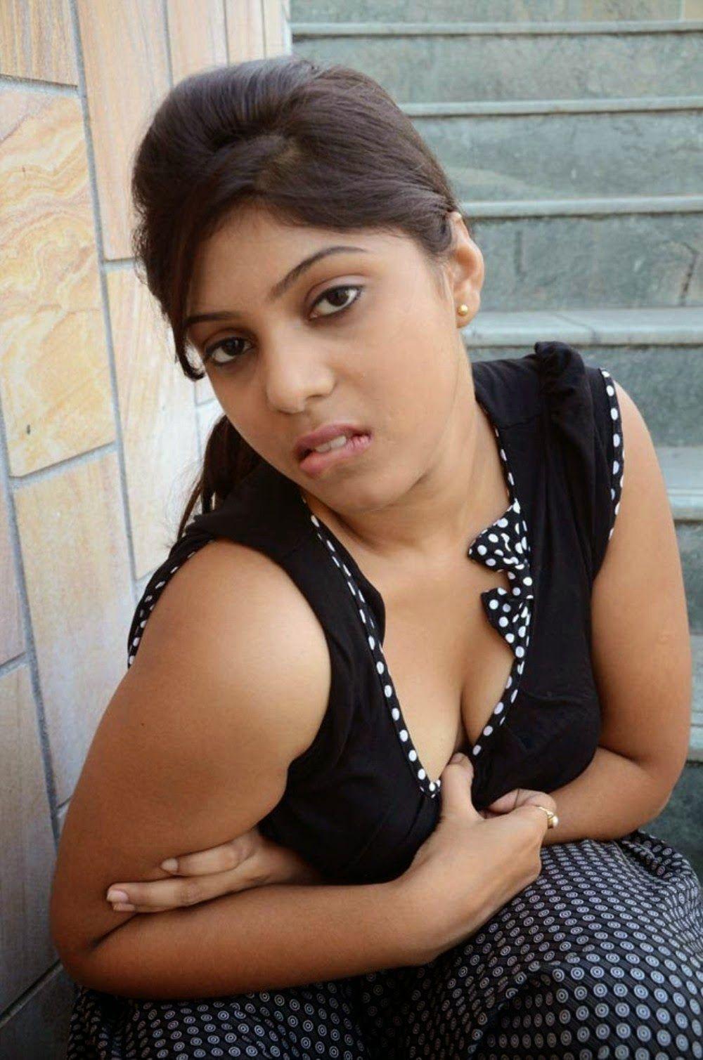 Telugu Actress Sizzling Photos