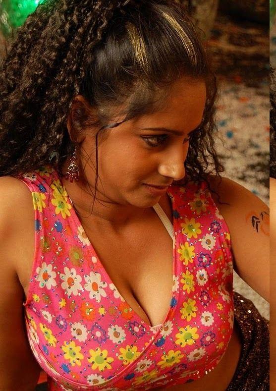 Telugu Actress Sizzling Wallpapers