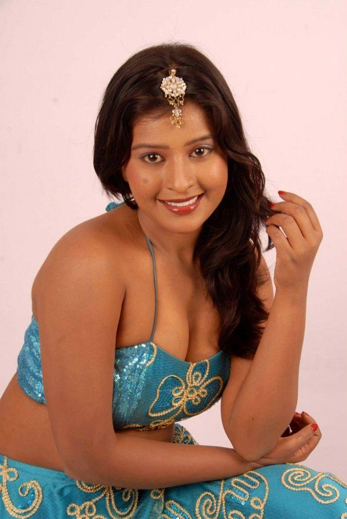 Telugu Actress Sizzling Wallpapers