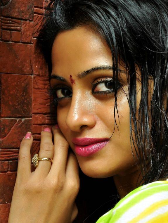 Telugu Anchor Hot Gallery