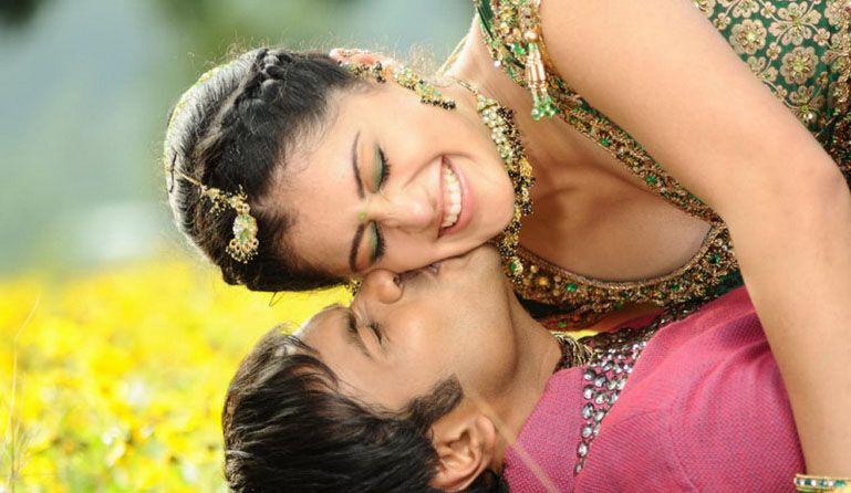 Telugu Movie Hot Scenes Photos