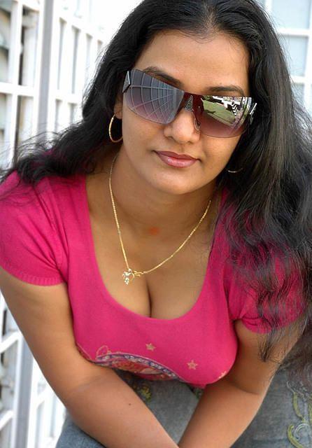 Telugu Side Actress Apoorva Hot Pictures