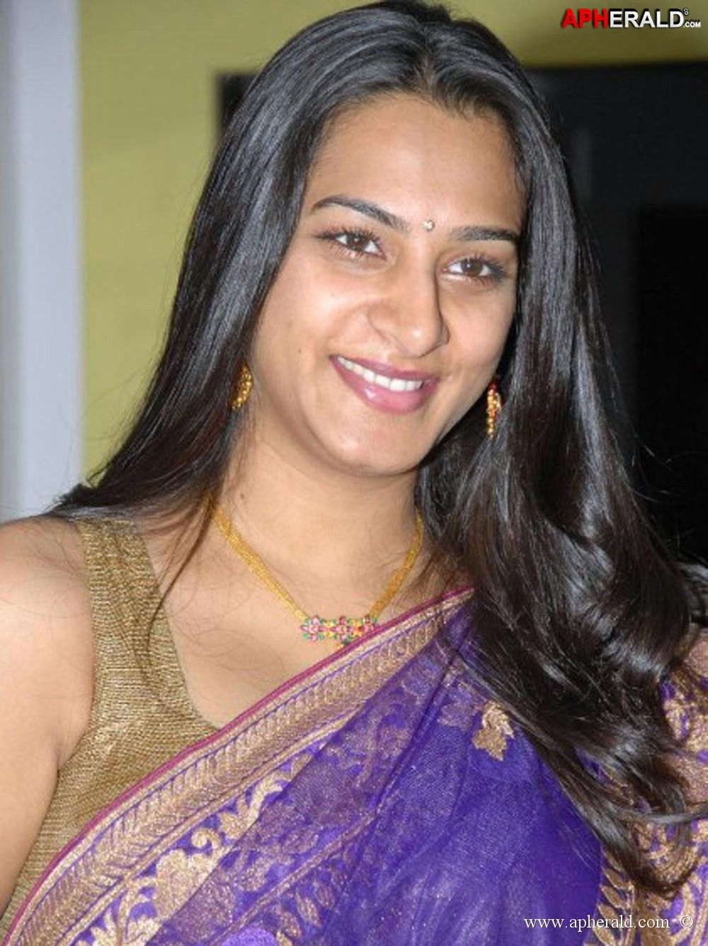 Bgrade actress hot photos