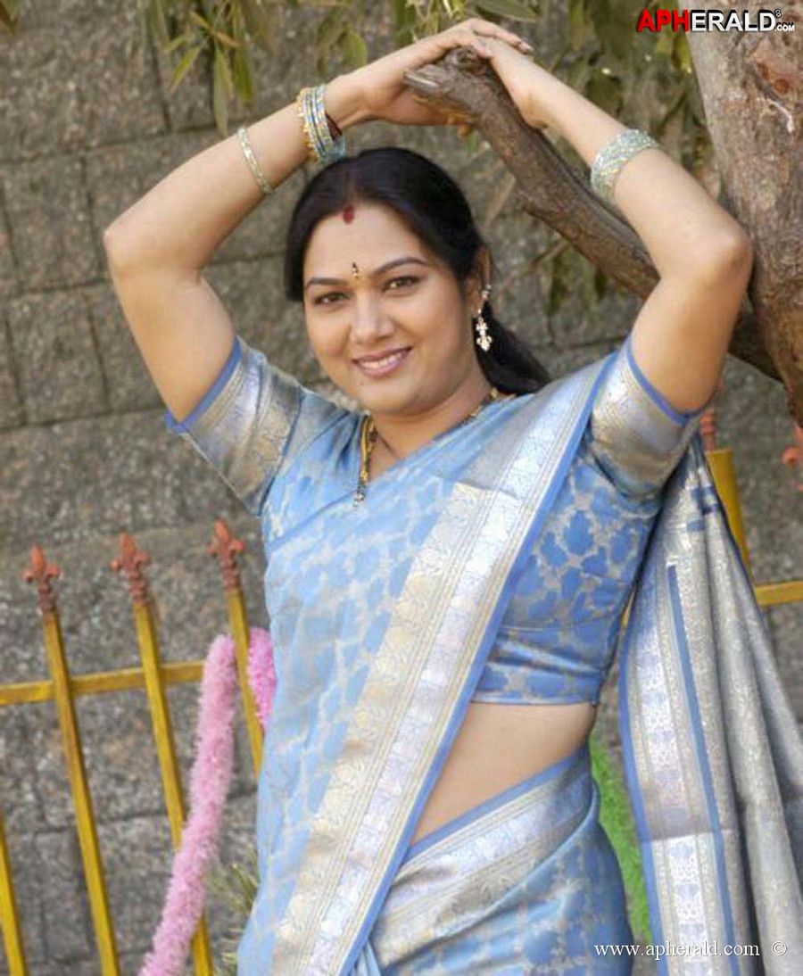 Telugu Vamp Actress Hot Images