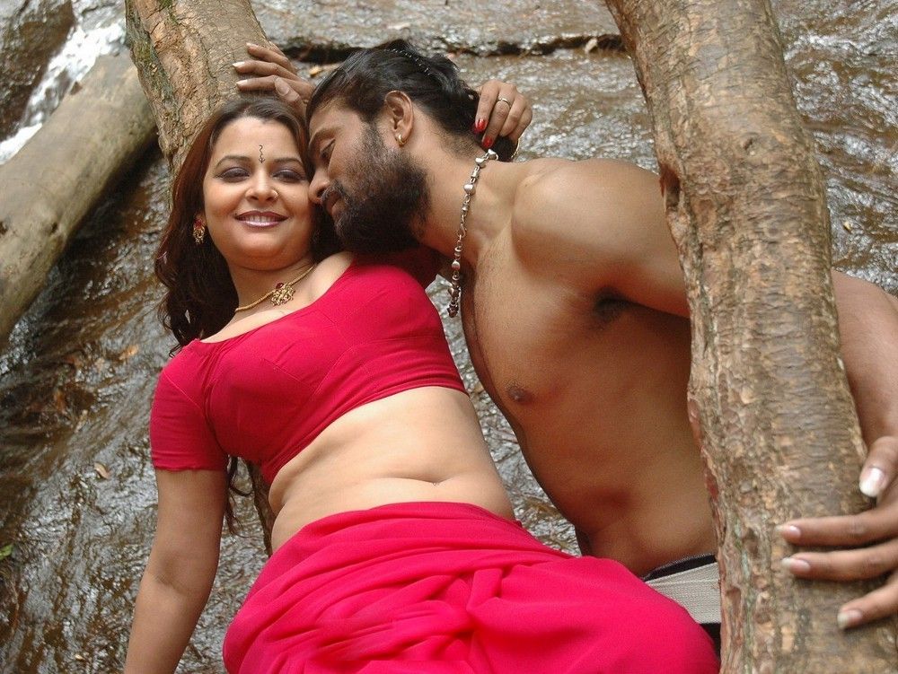 Thappu Movie Hot Photos