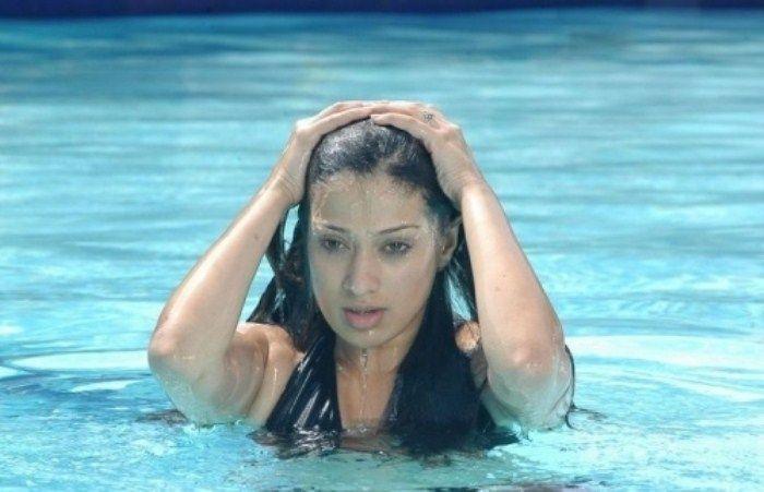 Tollywood Actress In Swimming Spicy Photos