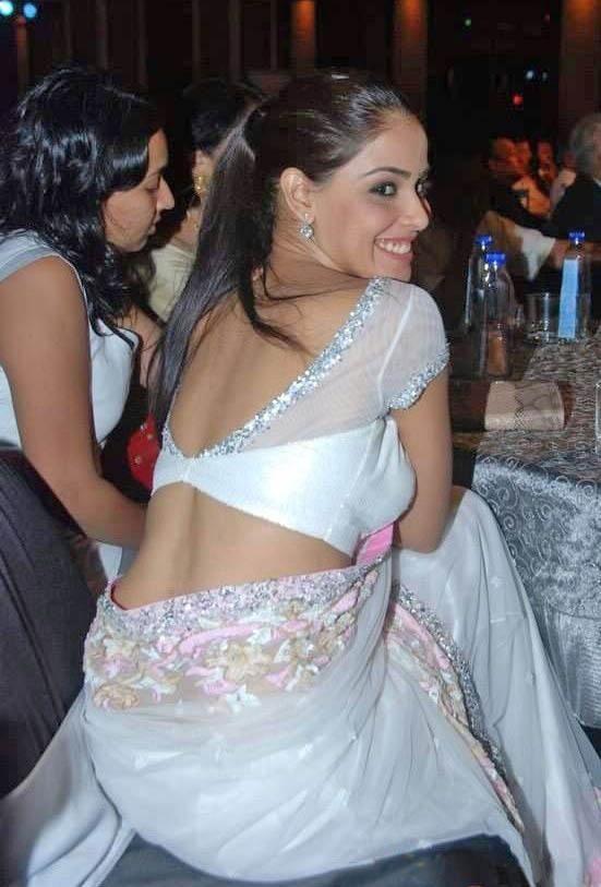 Tollywood Actress in White Saree Hot Pics