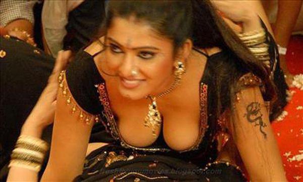 Tollywood Vamp Actress Hot Pics