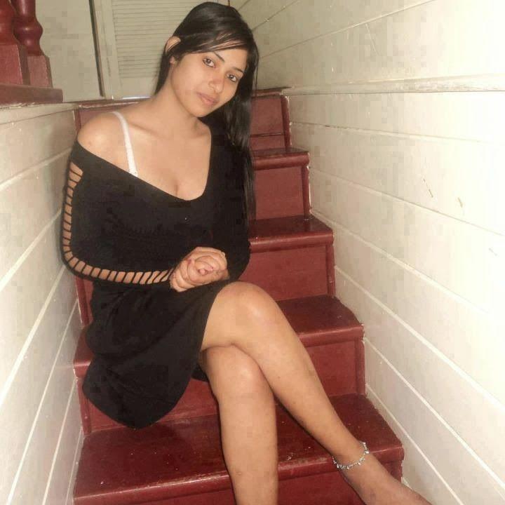 Tollywood Vamp Actress Hot Pictures