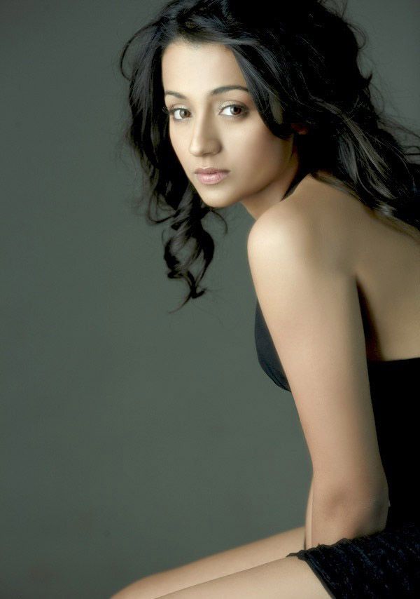 Trisha Hot Photo Pics