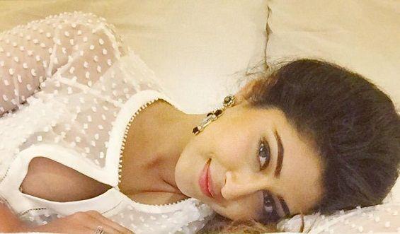 TV Actress Sonarika Bhadoria Hot Photos