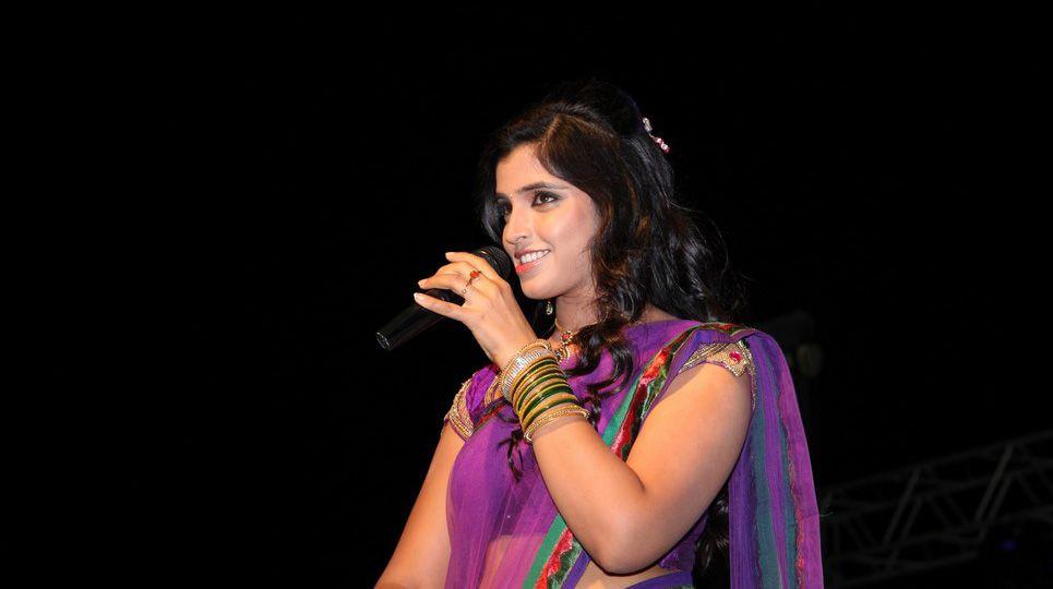 TV Anchor Shyamala Spicy Images