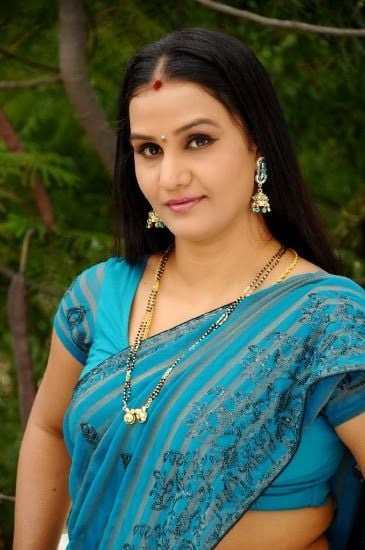 TV Serial Hot Aunty Rare Photos