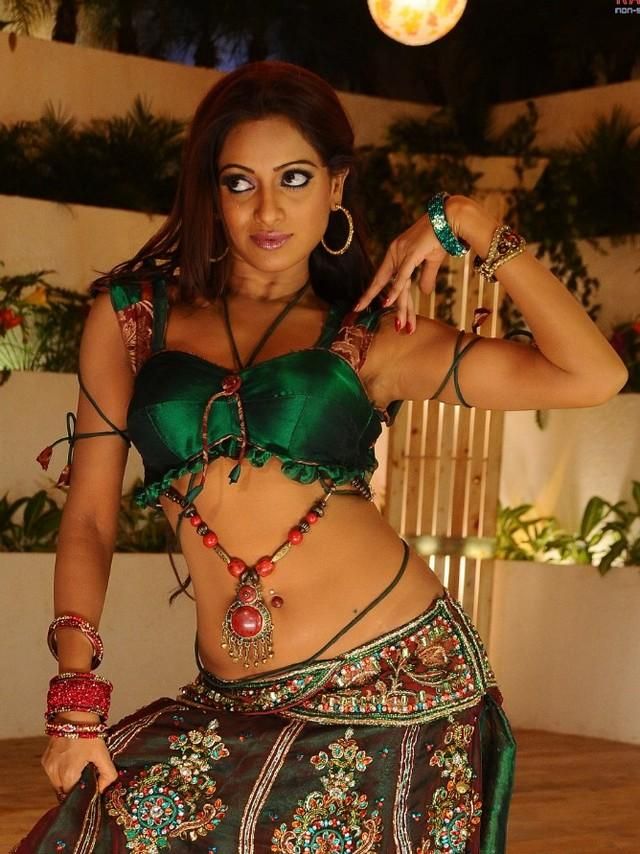 Udaya Bhanu Sexy Looks Stills