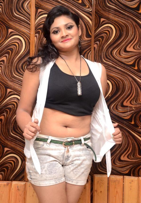 Vasavi Reddy Spicy Pics