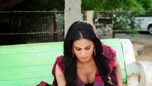 Veena Malik Sexy Images