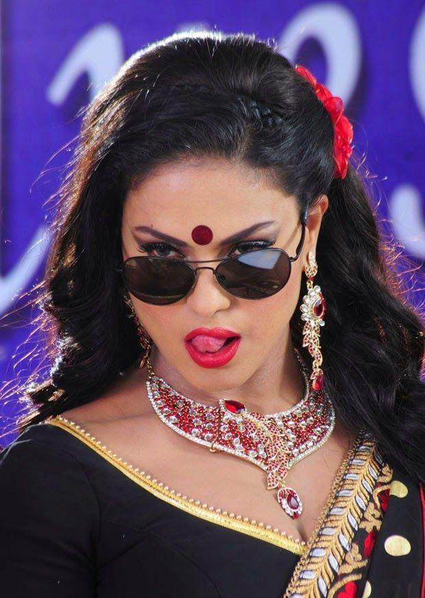 Veena Malik Sexy Images