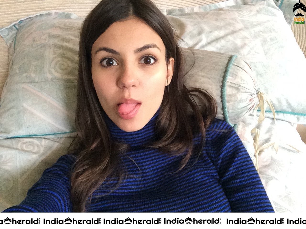 Victoria Justice LEAKED PRIVATE HOT TOPLESS EXPOSING PHOTOS