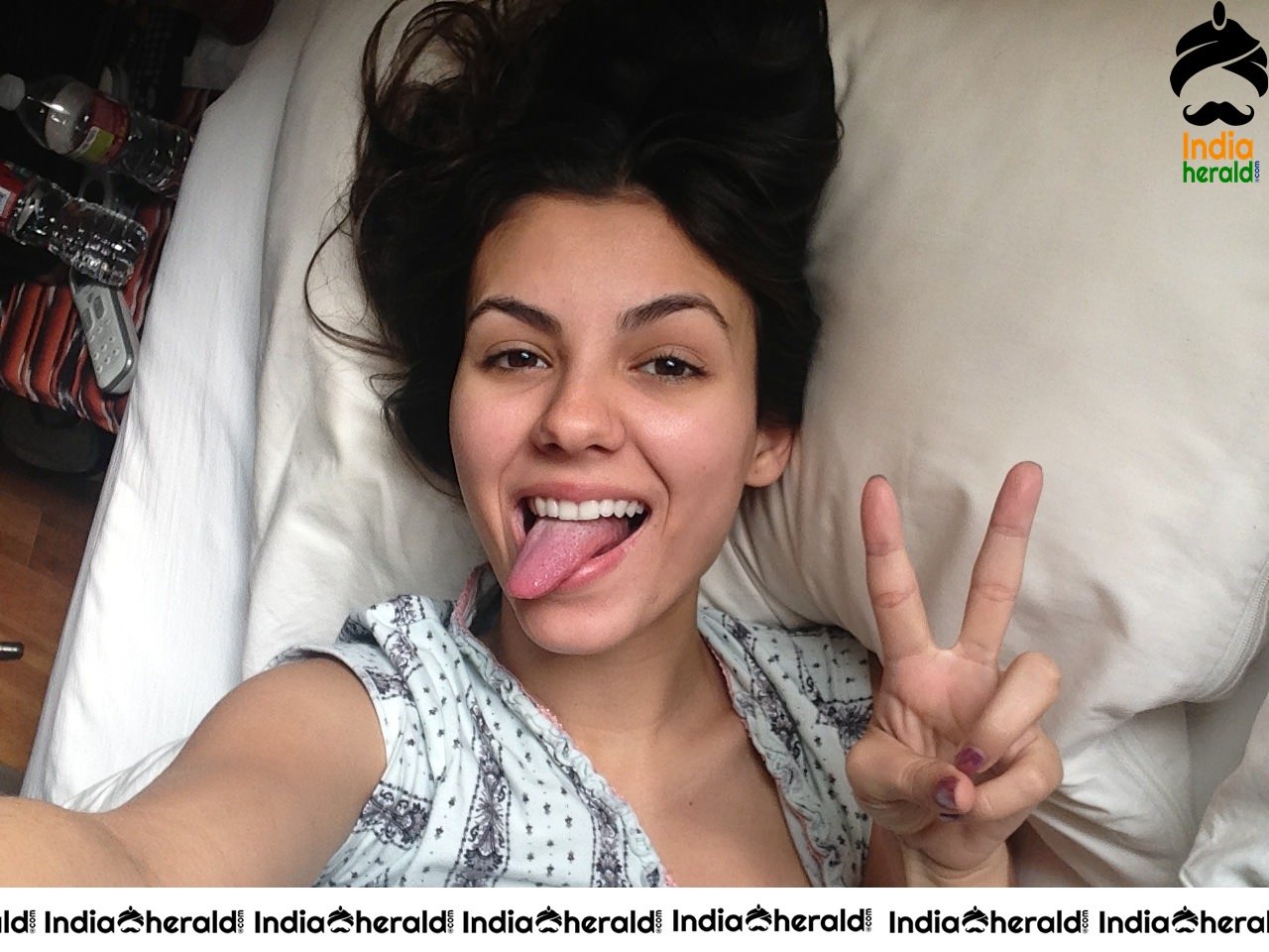 Victoria Justice Leaked Selfie