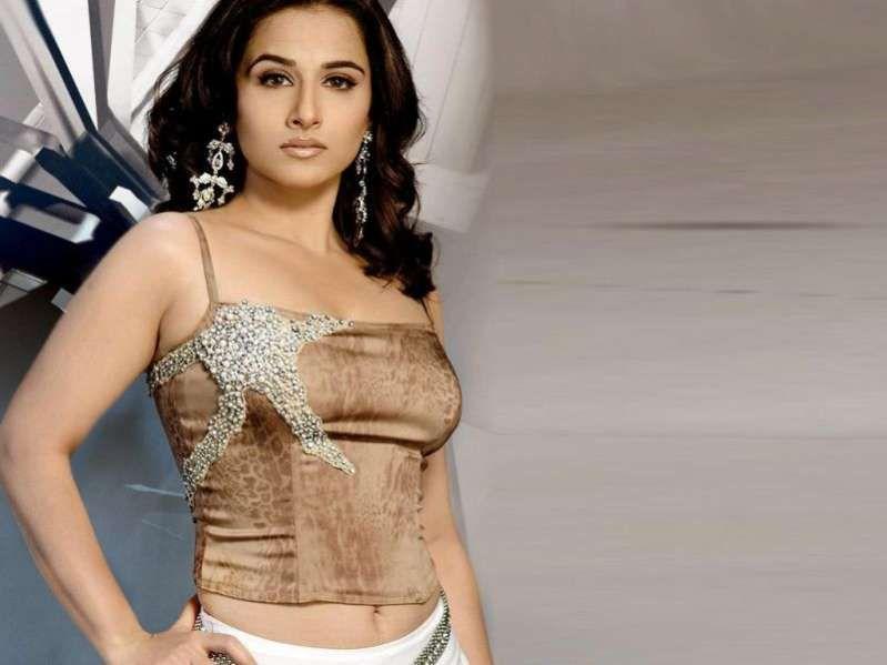 Vidya Balan Hot Photos